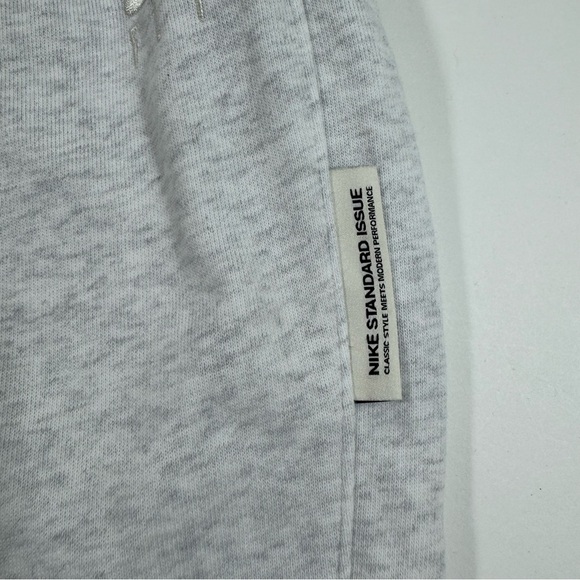 Nike Womens Dry Fit Fly Standard Issue Sweatpants Light Grey - Picture 6 of 9
